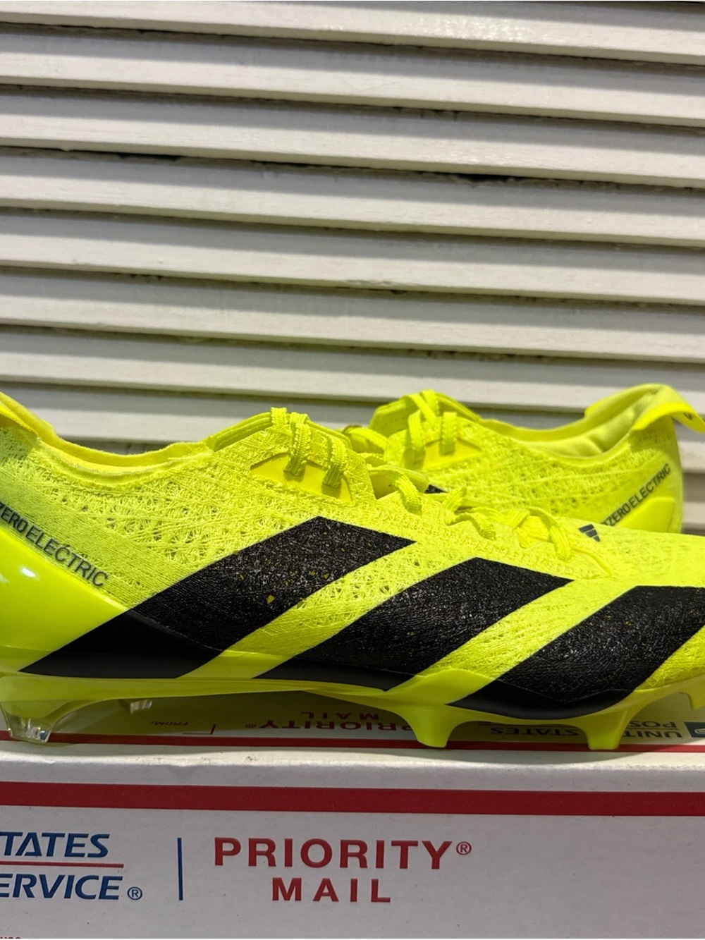 Adidas Adizero Electric Strung 40 Football Cleats Yellow Men's Size 10.5 JH7399